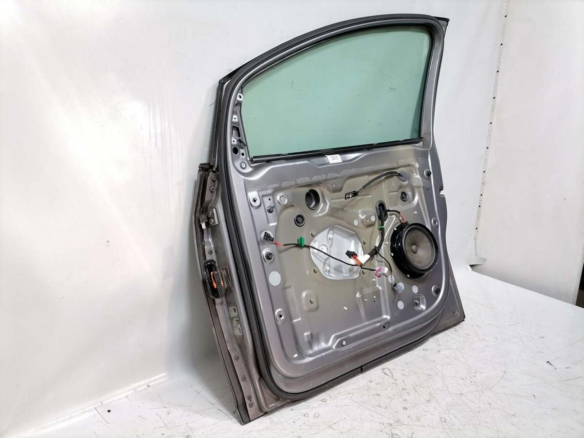 VW Golf Plus 2 original T&uuml;r vorn rechts LA7T United Grey Rohbau Bj.2009